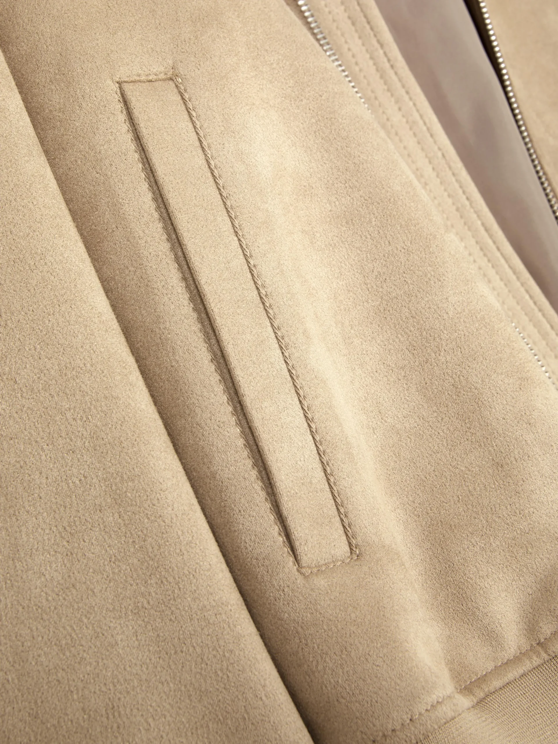 Blusão Bomber Imitação Camurça