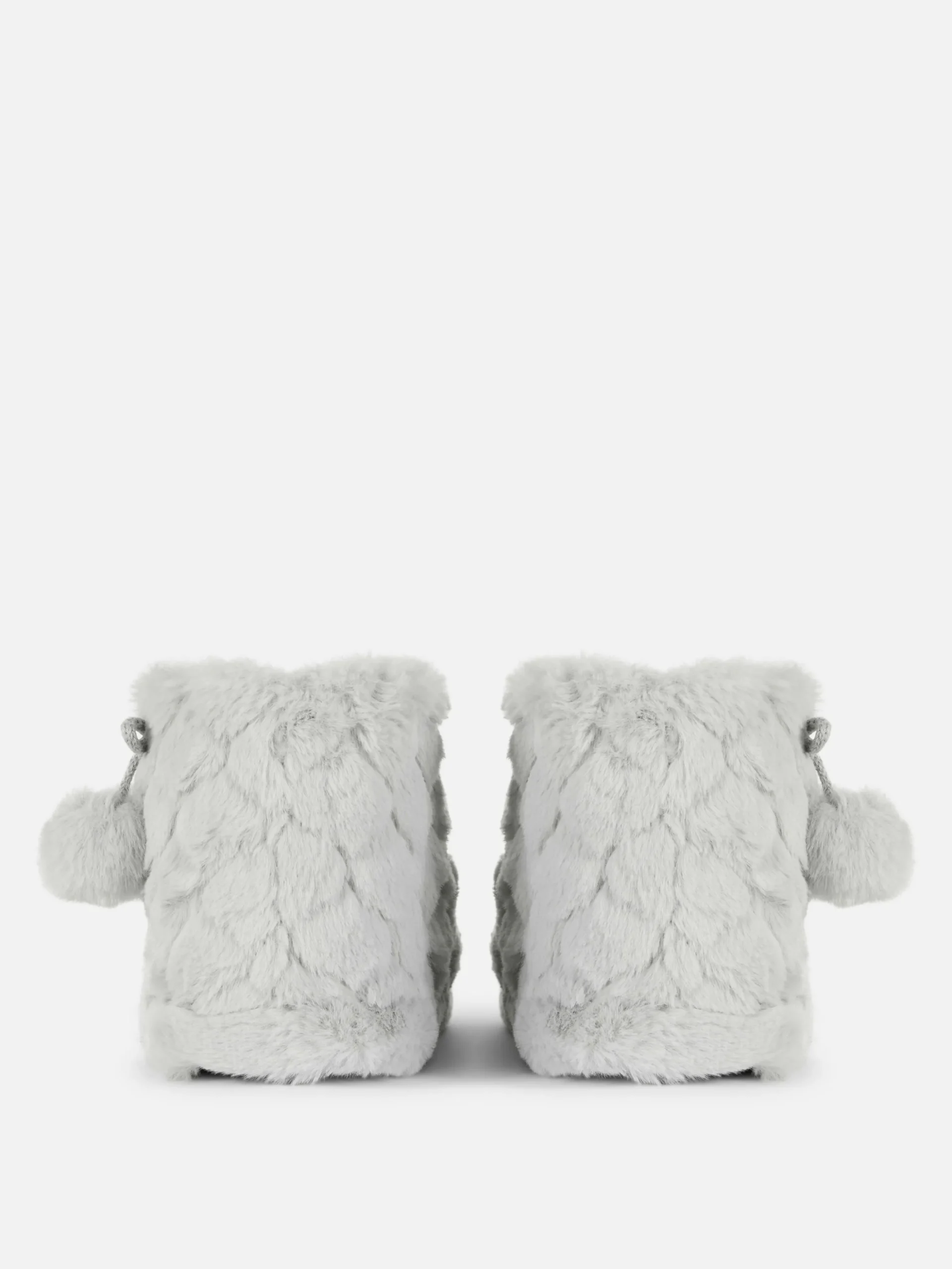 Botas Felpudas Pompons