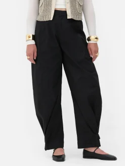 Calças Corte Barrel Utilitárias Rita Ora