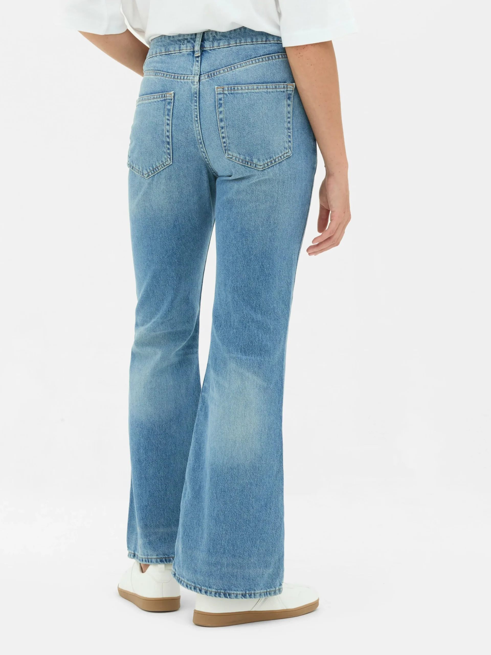 Calças Ganga Rígidas Corte Boca Sino Rasgões