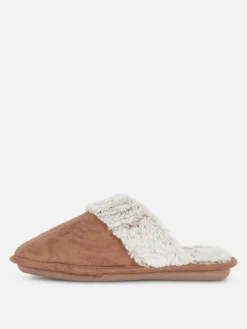 Chinelos De Imitação De Camurça