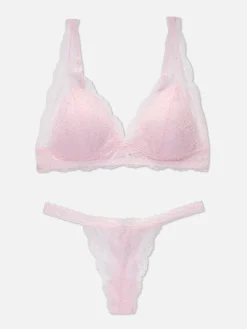 Conjunto Sutiã Bralette Triângulo/tanga Renda