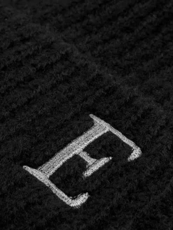 Gorro Pompom Iniciais Bordadas