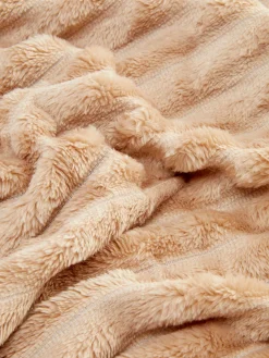 Manta Felpuda Canelada Supersuave