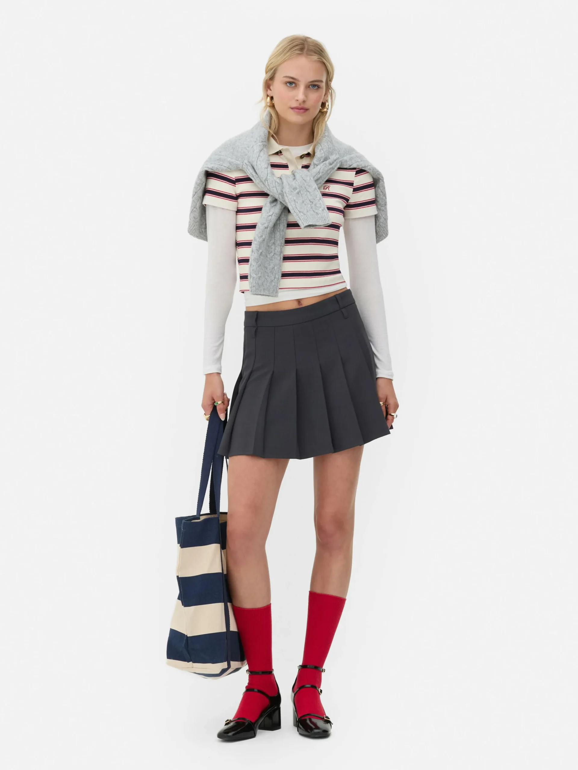 Minissaia Plissada Rita Ora