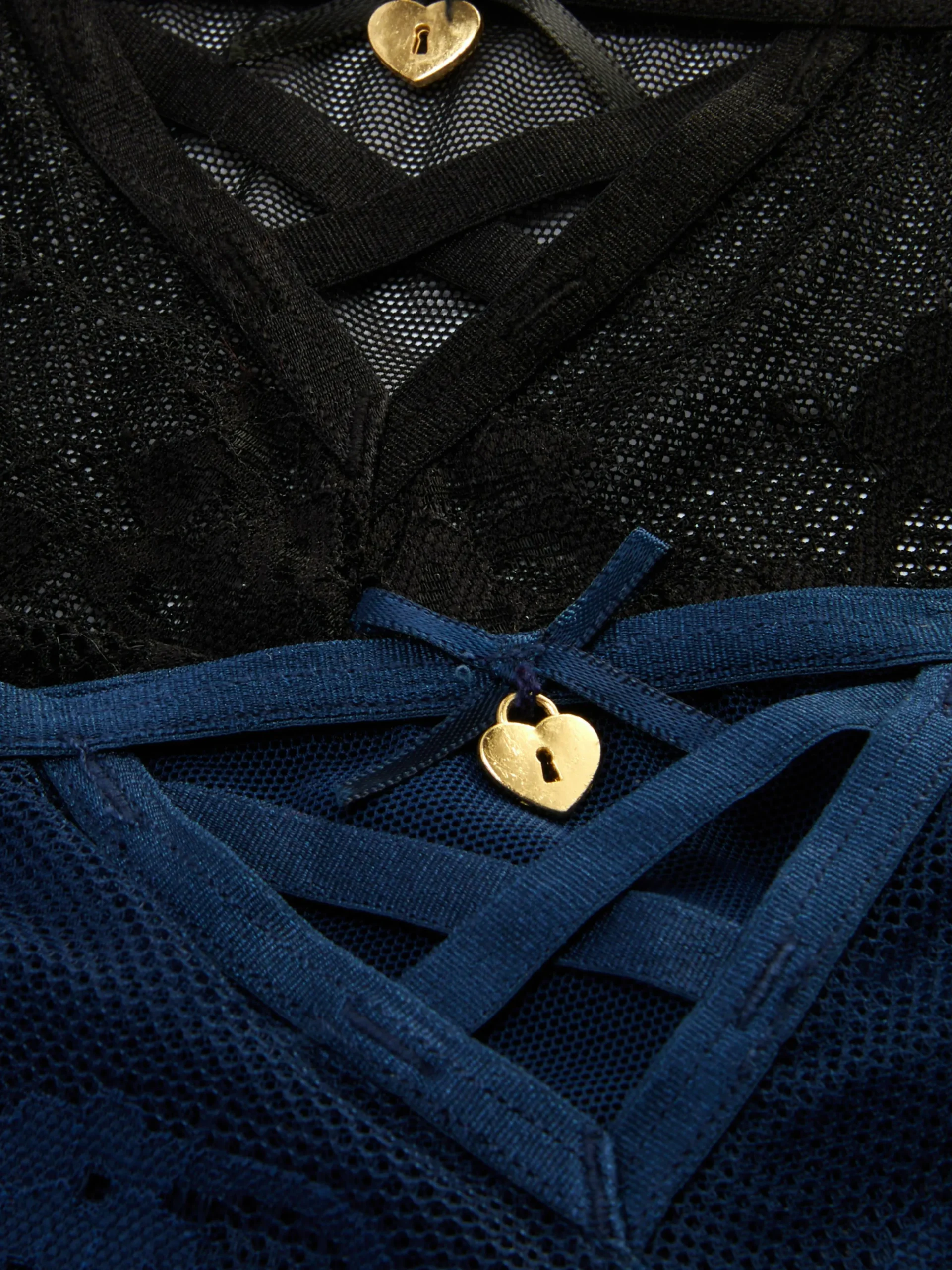 Pack 2 Cuecas Brasileiras Renda Detalhe Medalhão