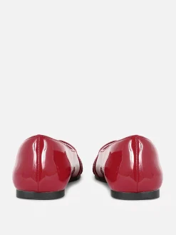 Sabrinas Biqueira Pontiaguda Verniz