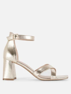 Sandálias Tiras Cruzadas Modelo Largo