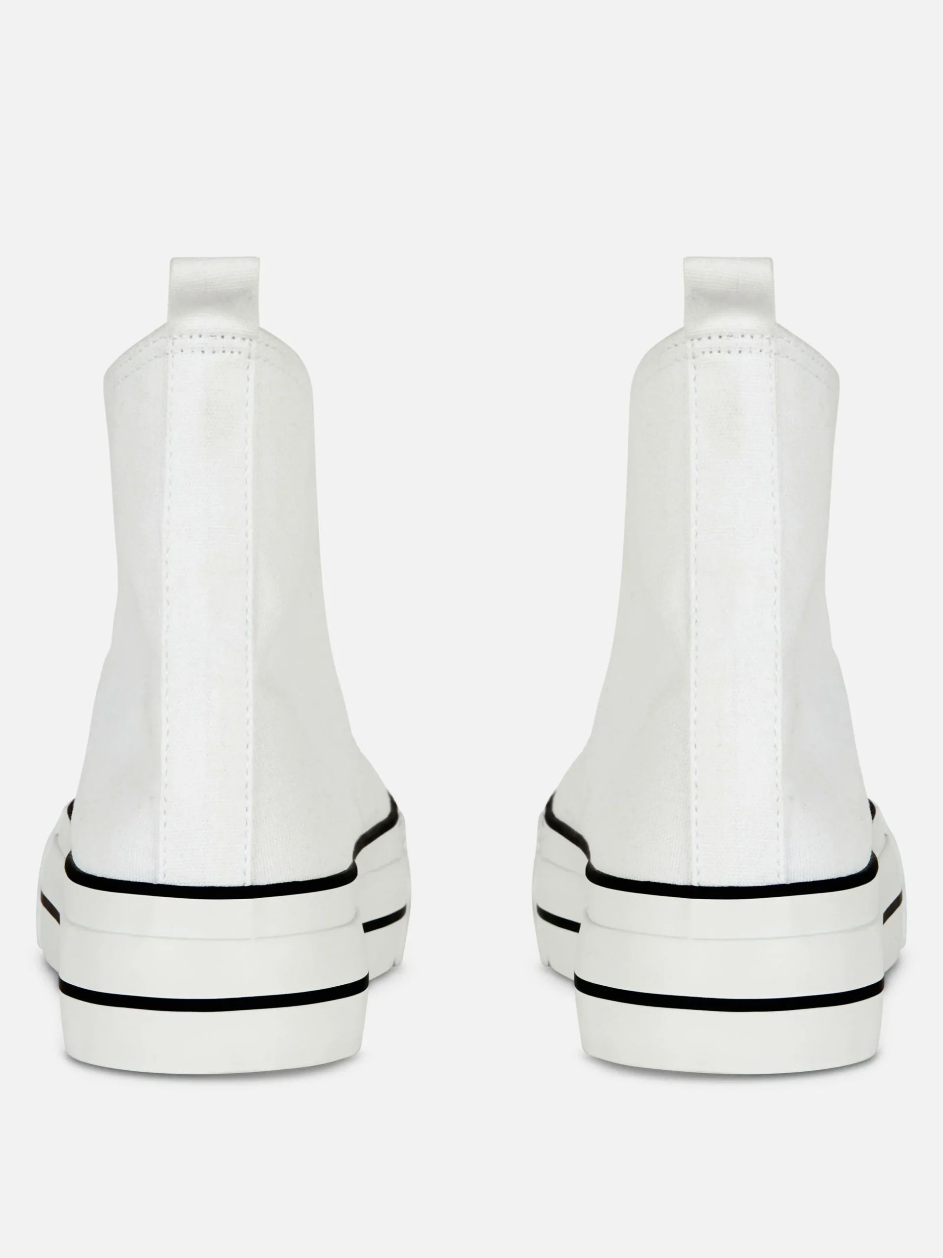 Ténis Clássicos Lona