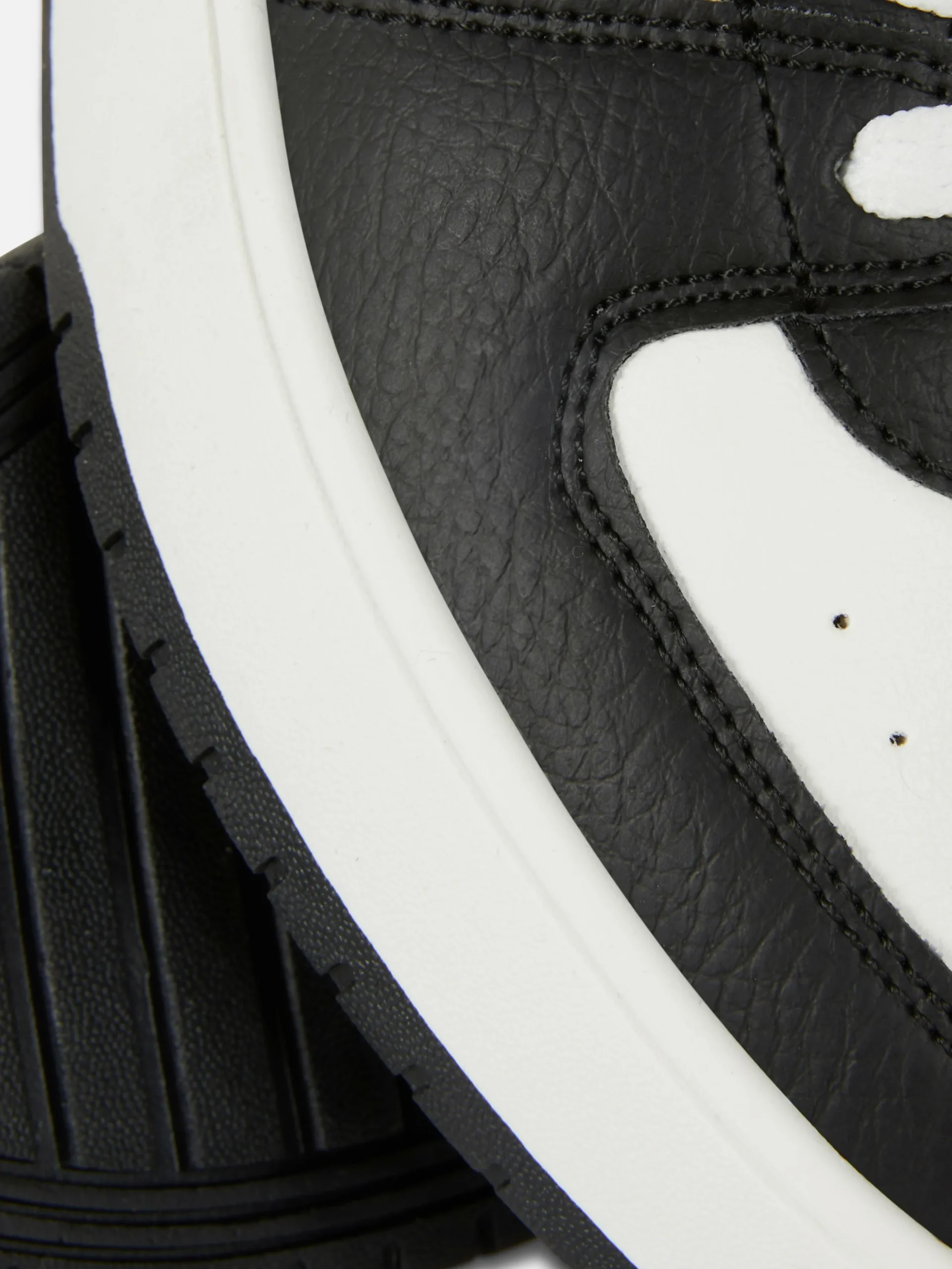 Ténis Desportivos Cano Baixo