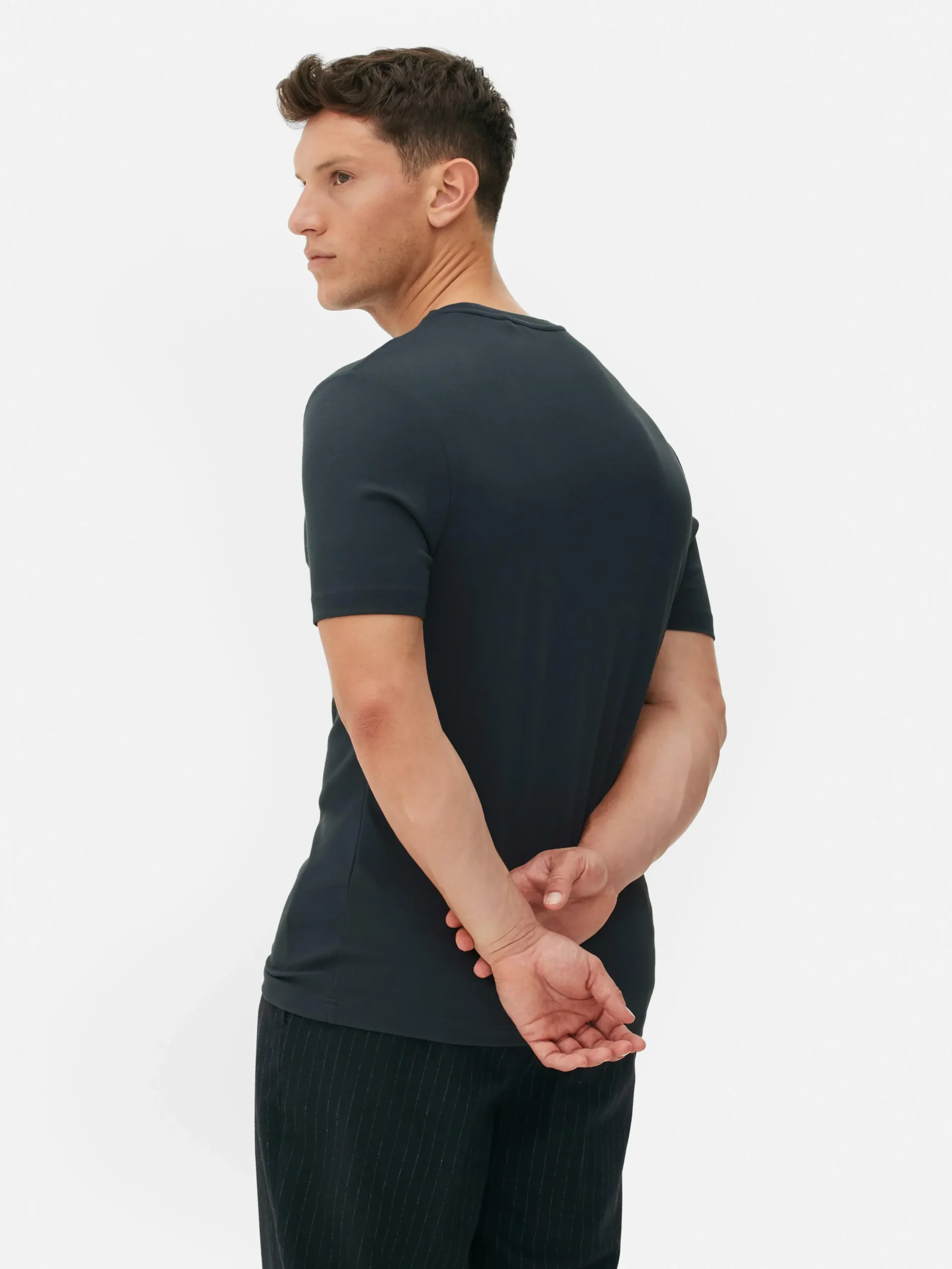 T-shirt Corte Justo Kem